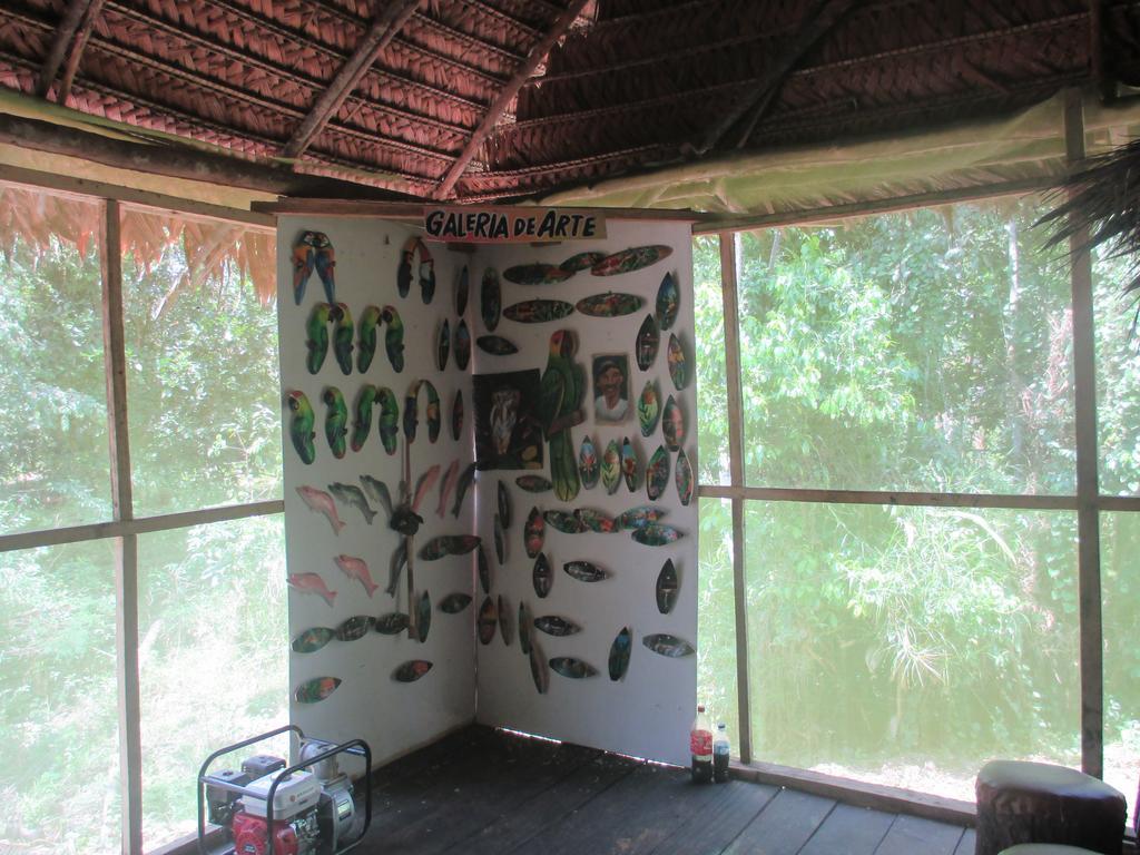 Amazon Queen Lodge Масан Номер фото